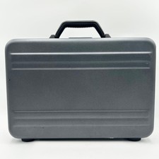 ZERO HALLIBURTON custodia