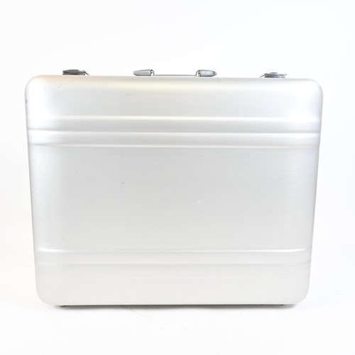 Zero halliburton 109 - 109, custodia