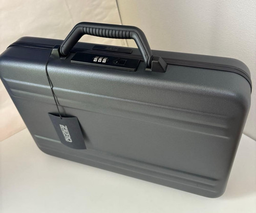 Zero halliburton attache case - zero,
