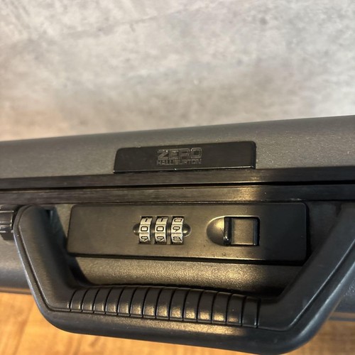 Zero halliburton attache - halliburton,