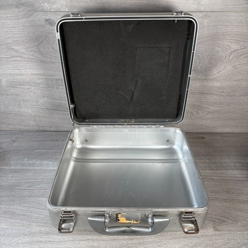 Halliburton zero vintage - zero,