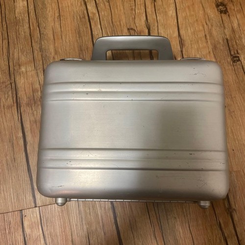 Zero halliburton vintage - zero,