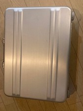 ZERO HALLIBURTON Custodia di