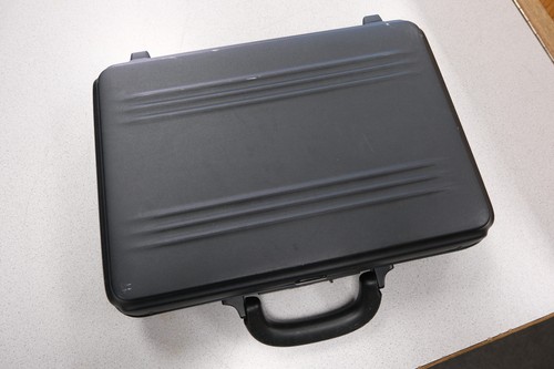 Zero halliburton attache - attache, case