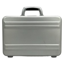 ZERO HALLIBURTON Attache Case